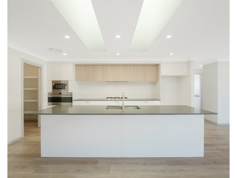 52 Prince Of Wales Drive, Dunbogan NSW 2443