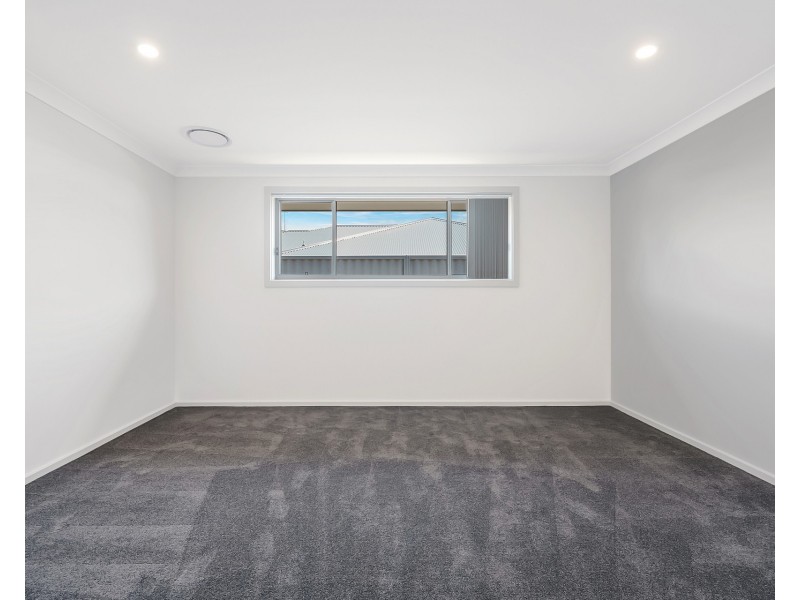 52 Prince Of Wales Drive, Dunbogan NSW 2443
