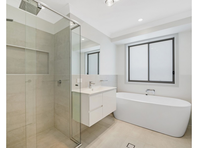 52 Prince Of Wales Drive, Dunbogan NSW 2443