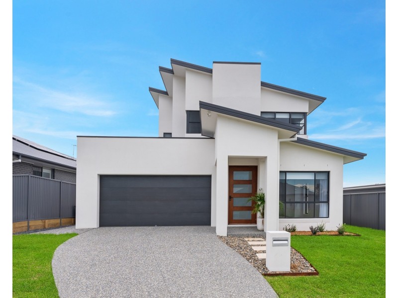 22 Dominica Street, Lake Cathie NSW 2445