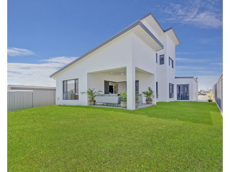 22 Dominica Street, Lake Cathie NSW 2445