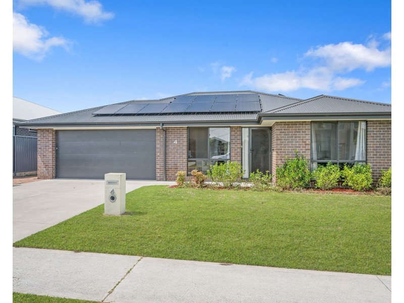 4 Antilles Way, Lake Cathie NSW 2445
