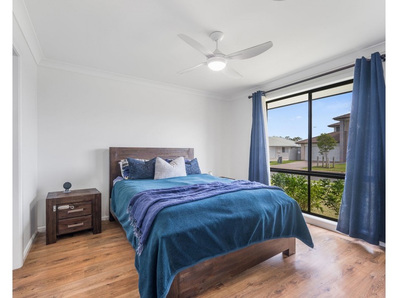 4 Antilles Way, Lake Cathie NSW 2445