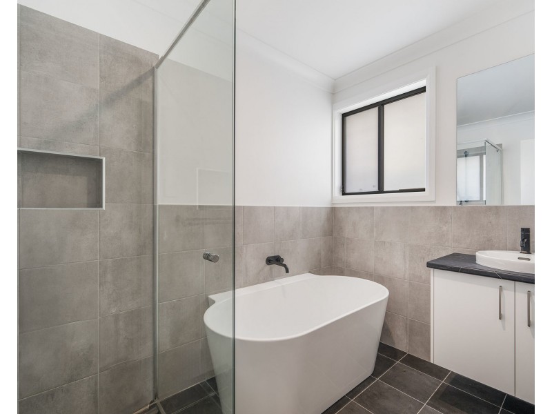 4 Antilles Way, Lake Cathie NSW 2445