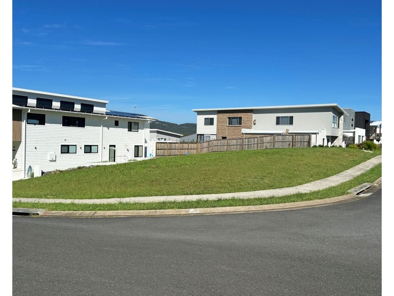 22 Waterside Way, Lake Cathie NSW 2445