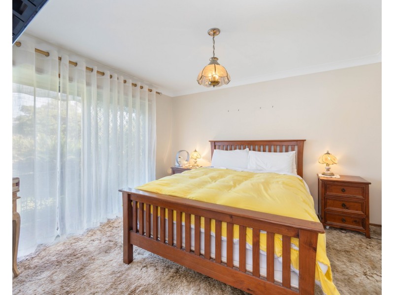 16 Bergalia Crescent, Camden Head NSW 2443