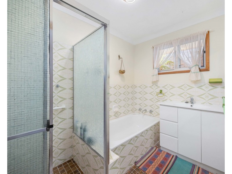 16 Bergalia Crescent, Camden Head NSW 2443
