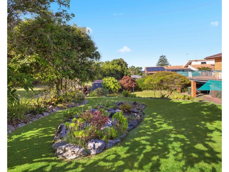 16 Bergalia Crescent, Camden Head NSW 2443