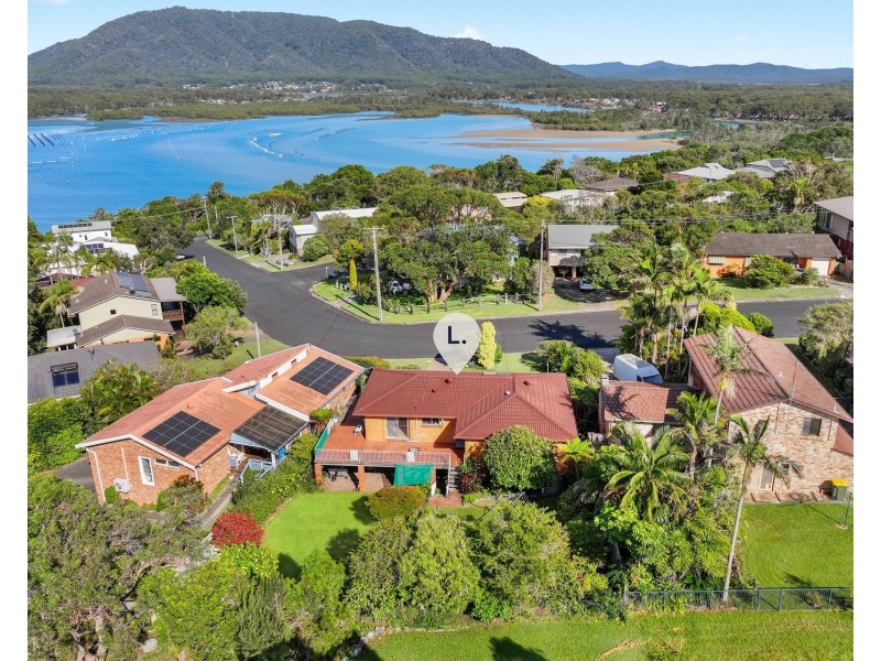 16 Bergalia Crescent, Camden Head NSW 2443