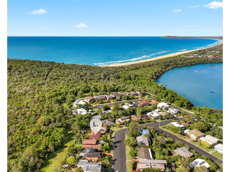 16 Bergalia Crescent, Camden Head NSW 2443