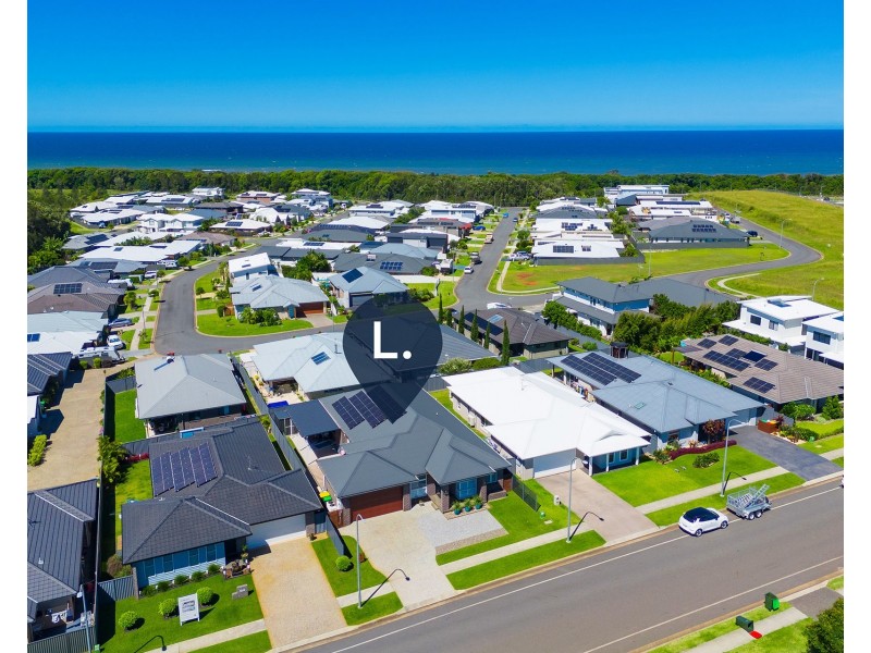 7 Seaside Drive, Lake Cathie NSW 2445