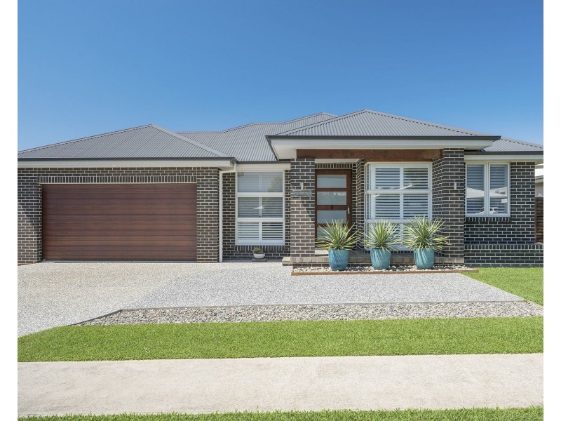 7 Seaside Drive, Lake Cathie NSW 2445