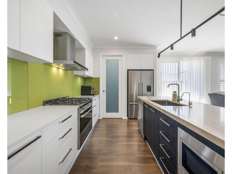 7 Seaside Drive, Lake Cathie NSW 2445