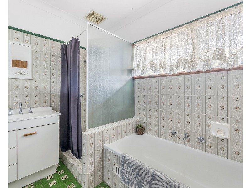 4 Allenwood Street, Camden Head NSW 2443