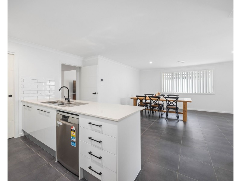 150 Scarborough Way, Dunbogan NSW 2443