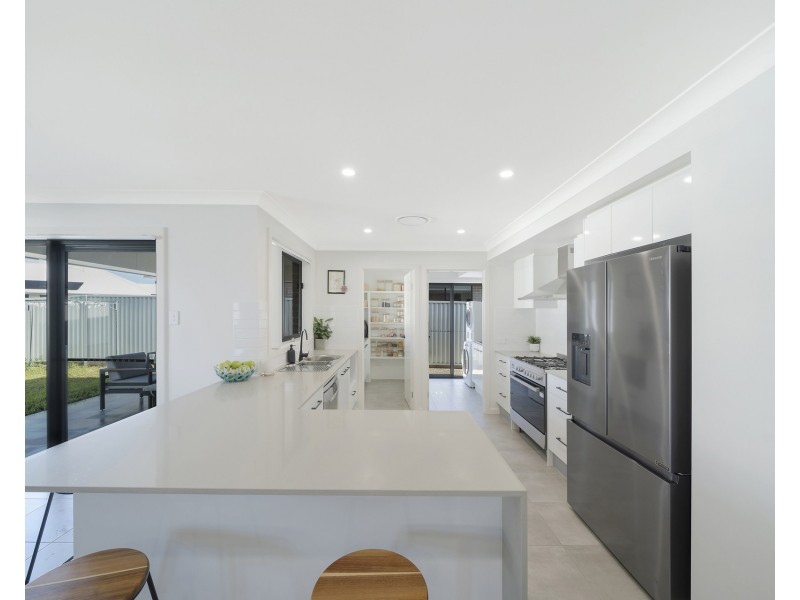 137 Scarborough Way, Dunbogan NSW 2443