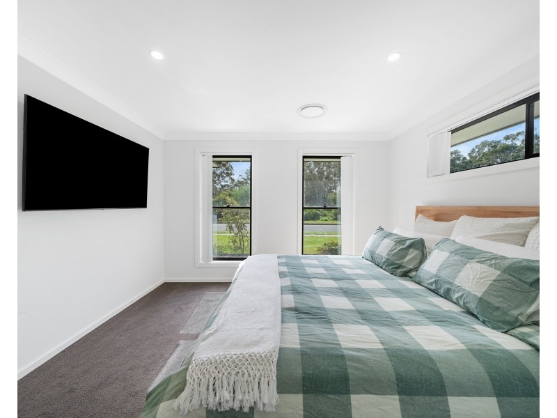 137 Scarborough Way, Dunbogan NSW 2443