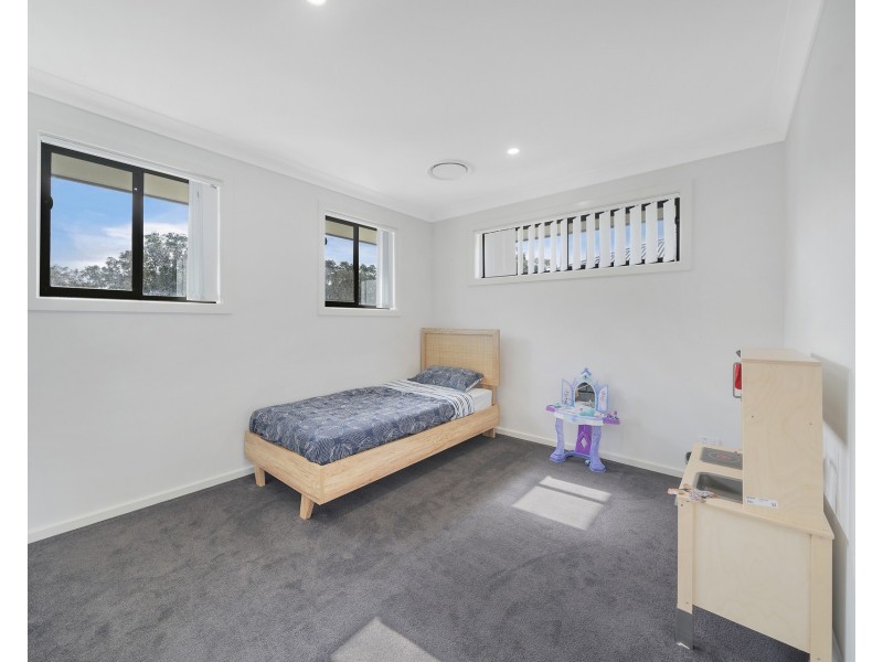 137 Scarborough Way, Dunbogan NSW 2443