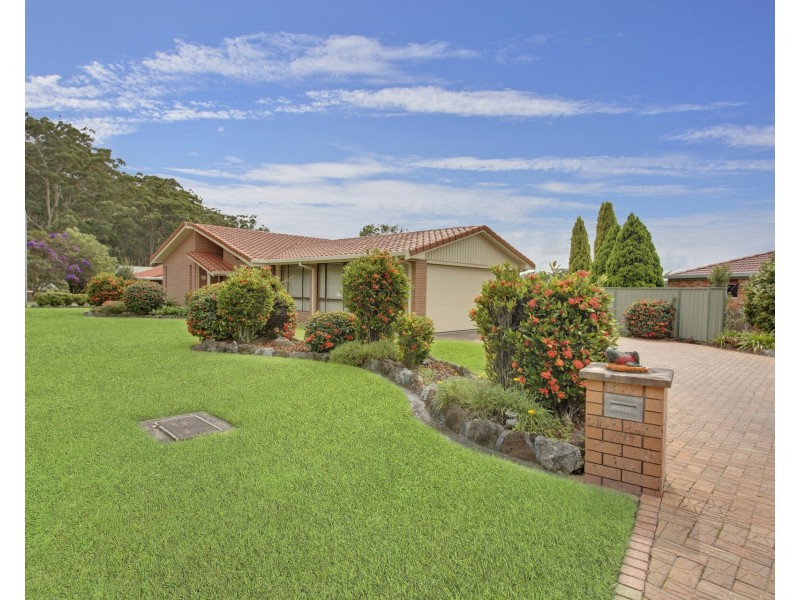 49 Peach Grove, Laurieton NSW 2443