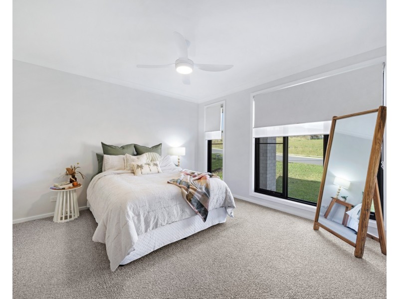 4 Anegada Road, Lake Cathie NSW 2445