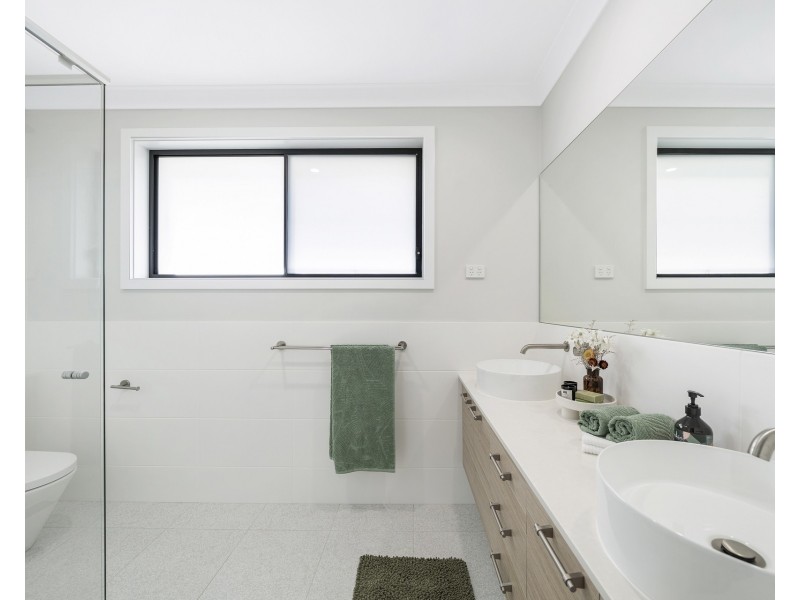 4 Anegada Road, Lake Cathie NSW 2445