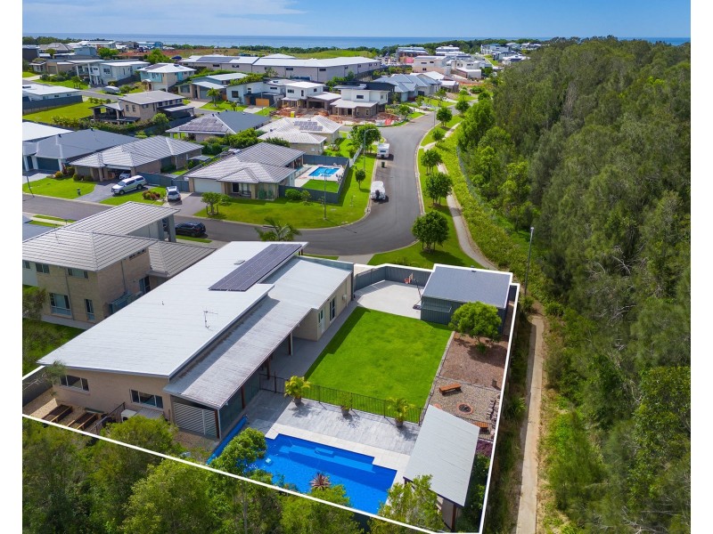 15 Antigua Avenue, Lake Cathie NSW 2445