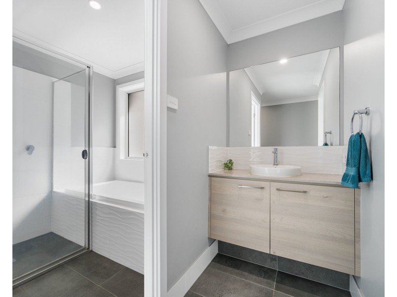 15 Antigua Avenue, Lake Cathie NSW 2445