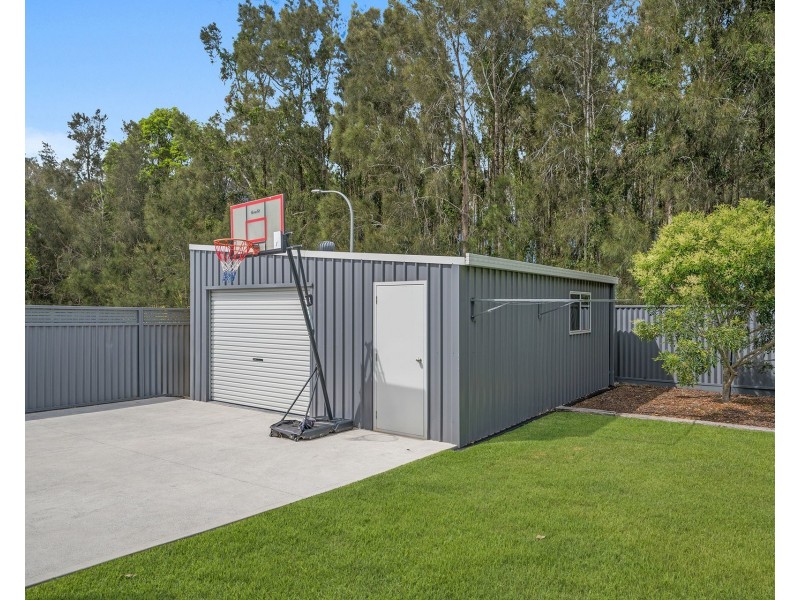 15 Antigua Avenue, Lake Cathie NSW 2445