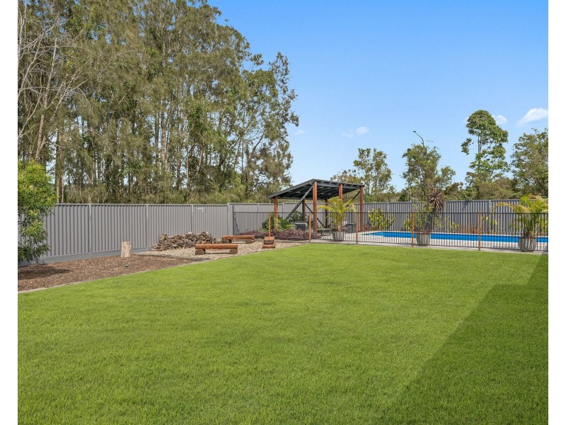 15 Antigua Avenue, Lake Cathie NSW 2445