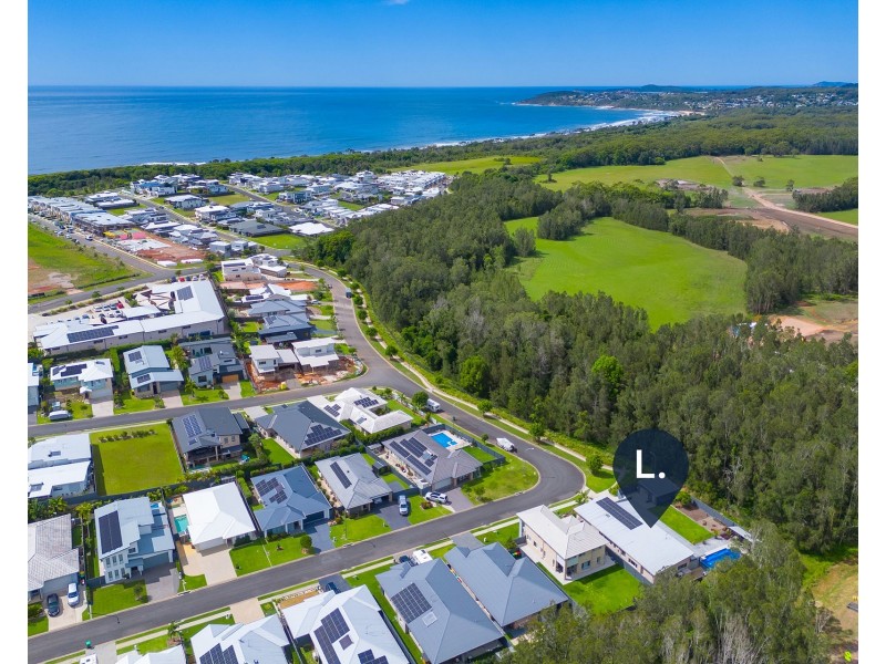 15 Antigua Avenue, Lake Cathie NSW 2445