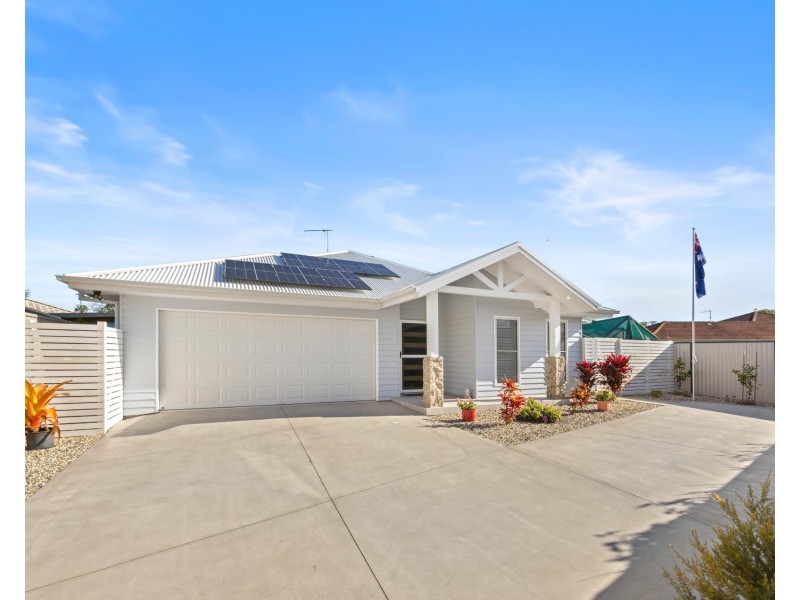 8 Golden Grove, Dunbogan NSW 2443