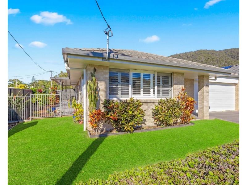 16 Seymour Street, Laurieton NSW 2443
