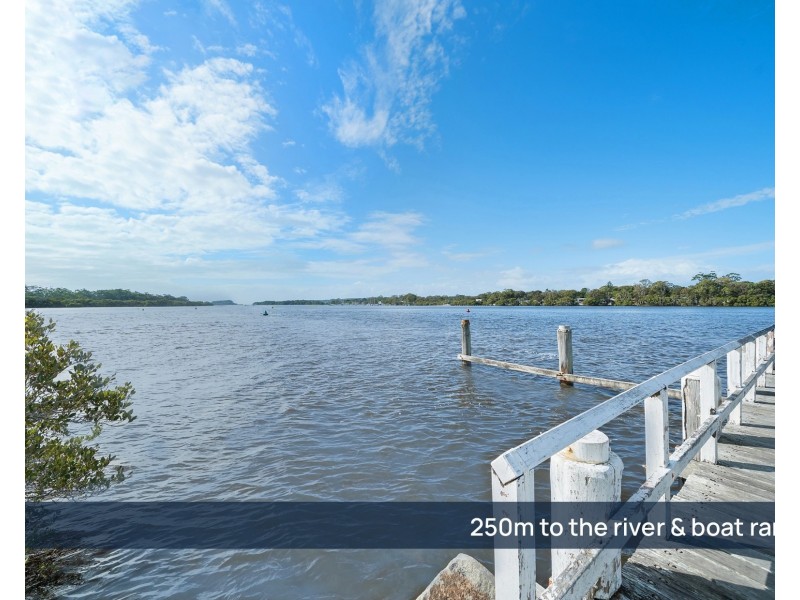 16 McLennan Street, Laurieton NSW 2443