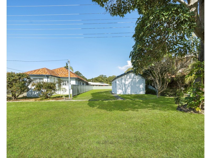 20 Laurie Street, Laurieton NSW 2443