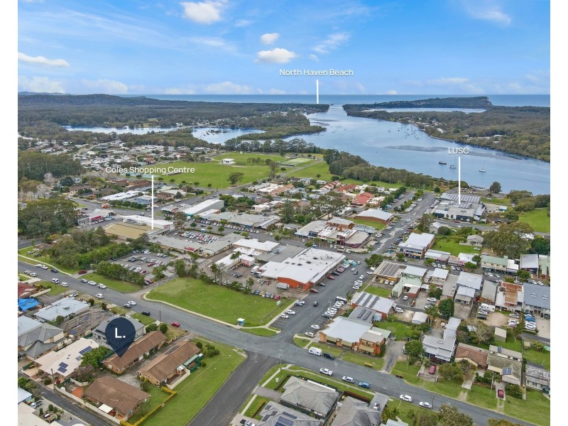 2/84 Lord Street, Laurieton NSW 2443