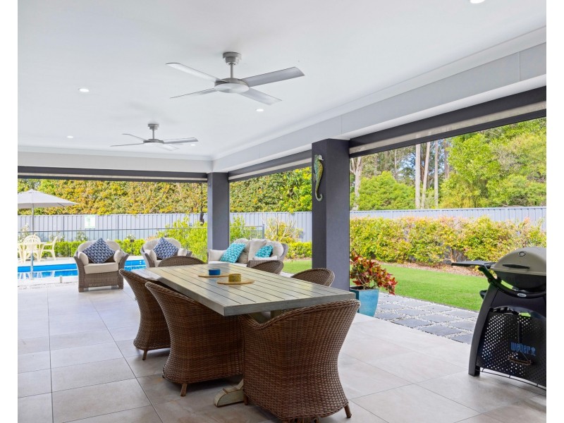 6 Lakeside Way, Lake Cathie NSW 2445