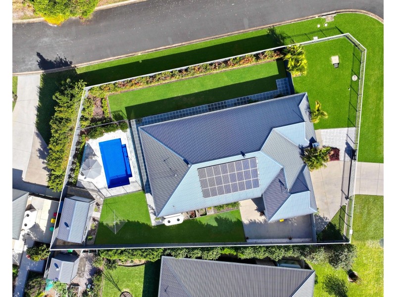6 Lakeside Way, Lake Cathie NSW 2445