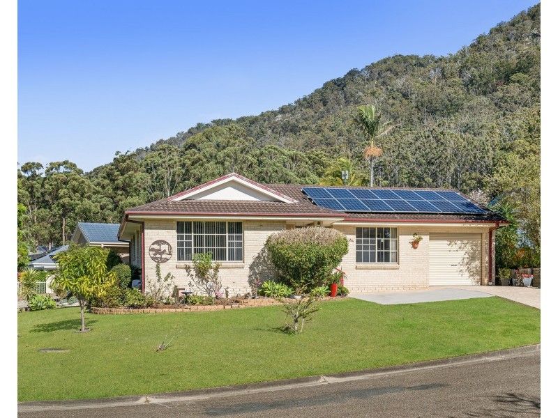 54 Waterview Crescent, West Haven NSW 2443