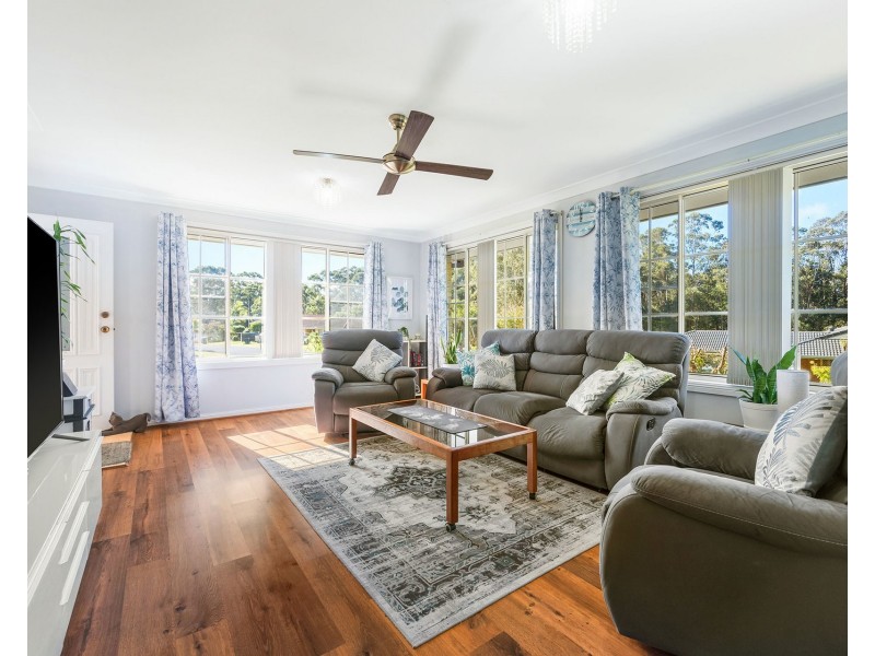 54 Waterview Crescent, West Haven NSW 2443
