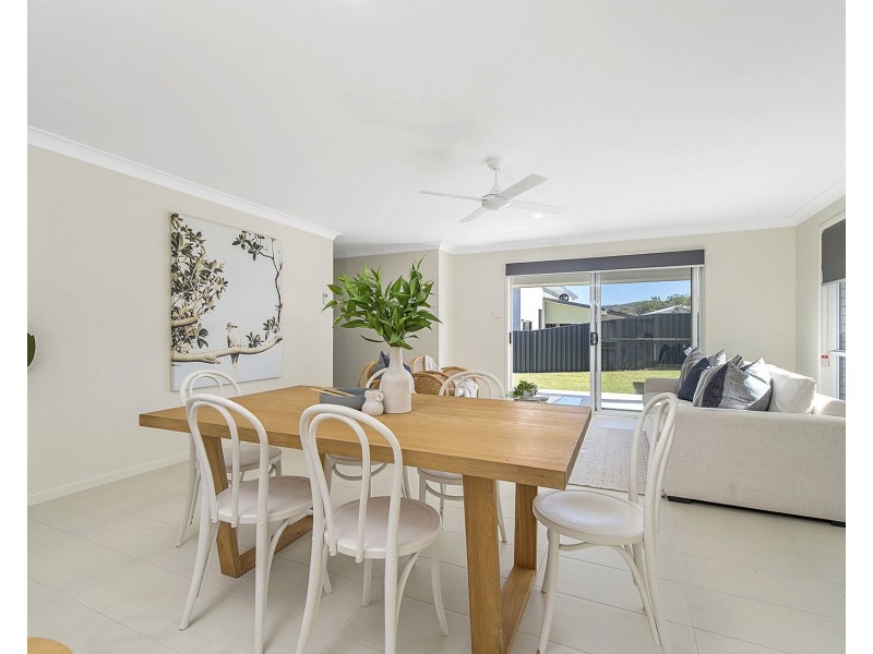 6 Anegada Road, Lake Cathie NSW 2445