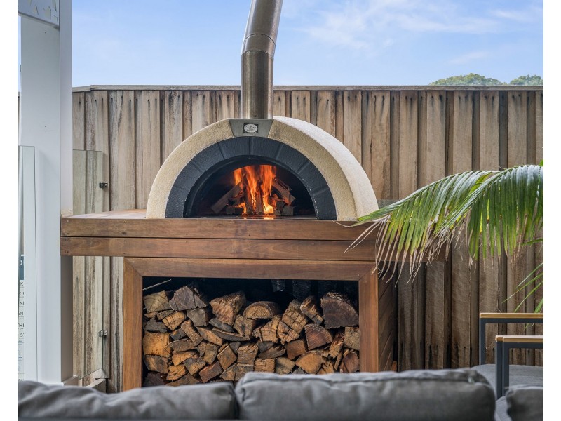 25 Marine Parade, Lake Cathie NSW 2445