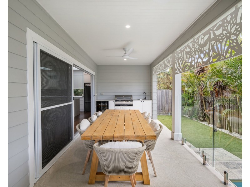 25 Marine Parade, Lake Cathie NSW 2445