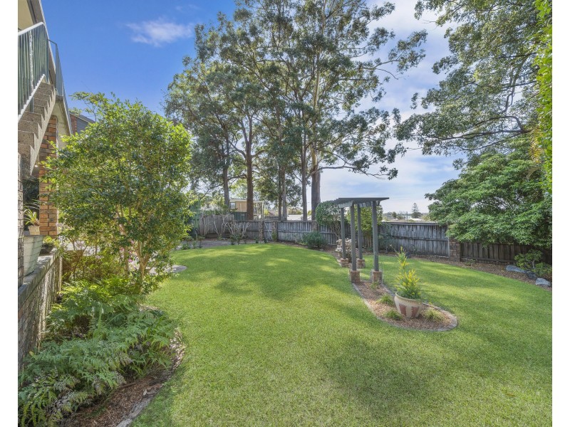 17 Peach Grove, Laurieton NSW 2443