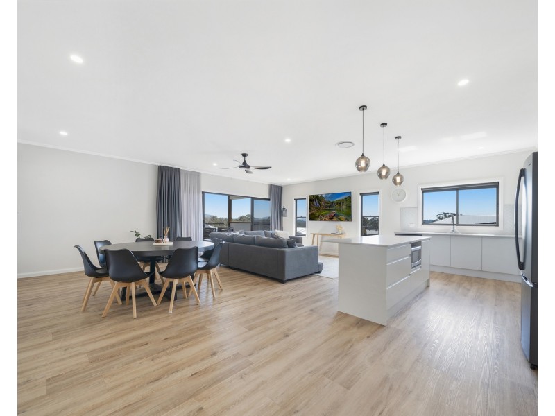8 Wayila Street, Lakewood NSW 2443