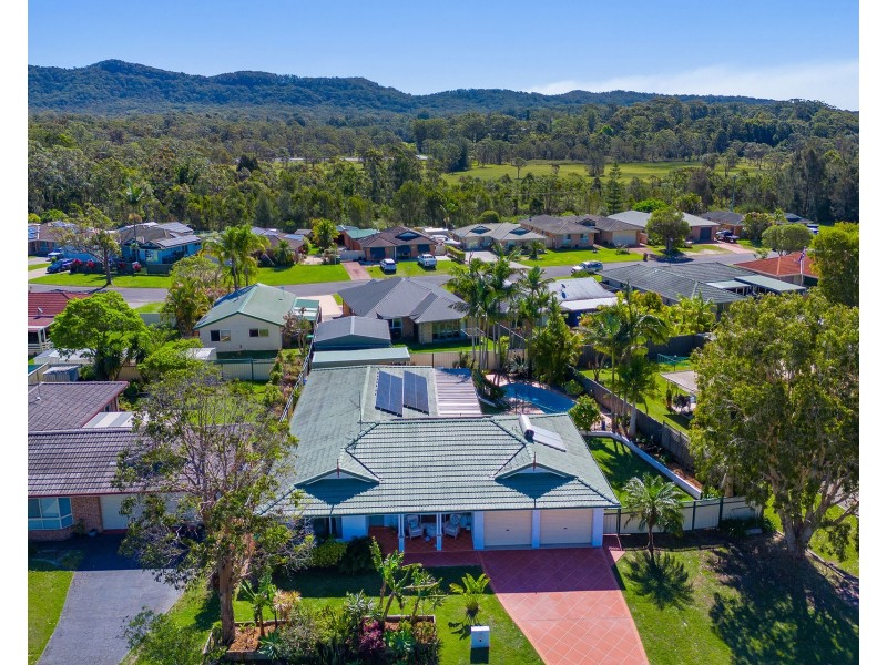 17 Seawind Chase, Bonny Hills NSW 2445