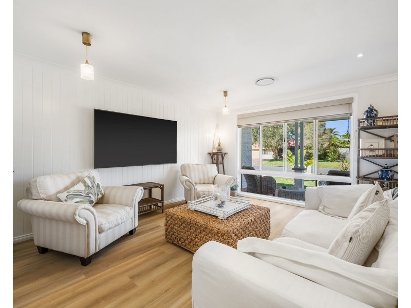 17 Seawind Chase, Bonny Hills NSW 2445