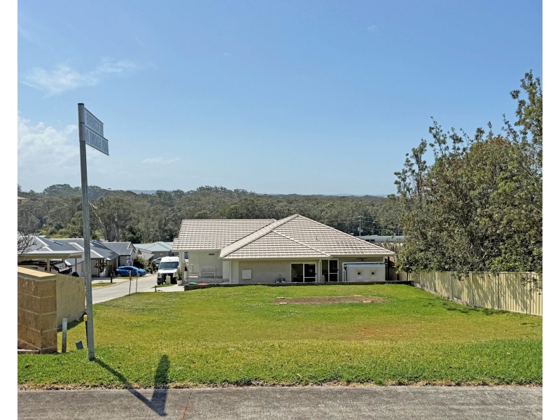 10 Bundarra Way, Bonny Hills NSW 2445