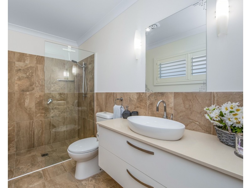 6 Aquarius Avenue, Lake Cathie NSW 2445