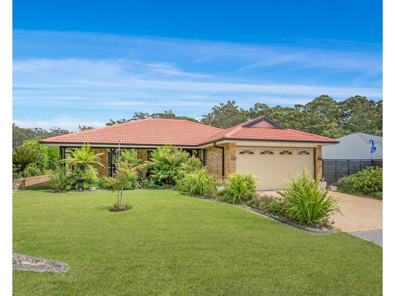 23 Flinders Drive, Laurieton NSW 2443