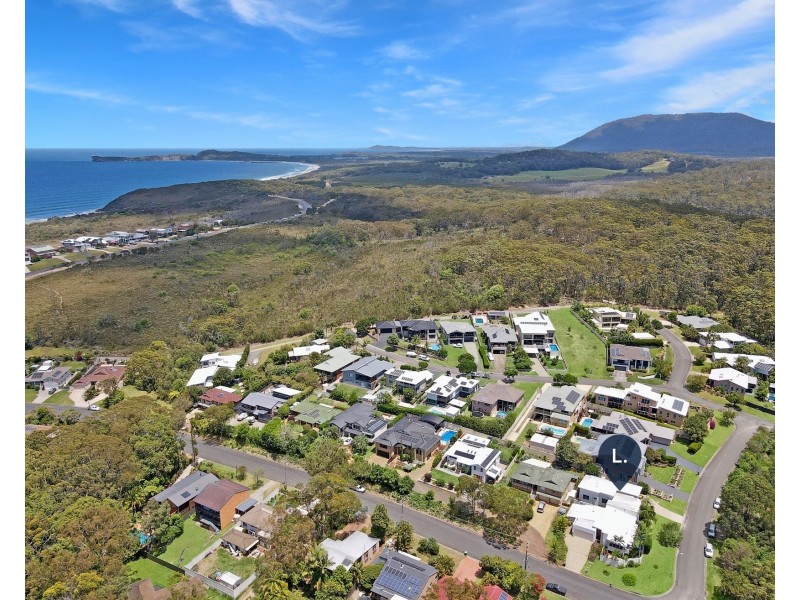 1 Macrae Street, Bonny Hills NSW 2445